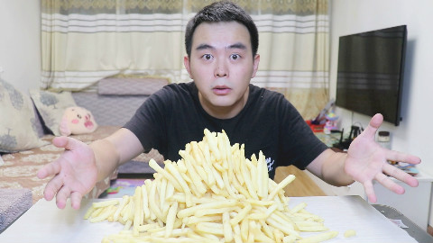伪大胃王挑战3000大卡十份薯条,热量爆炸!要怎么运动才能减回来